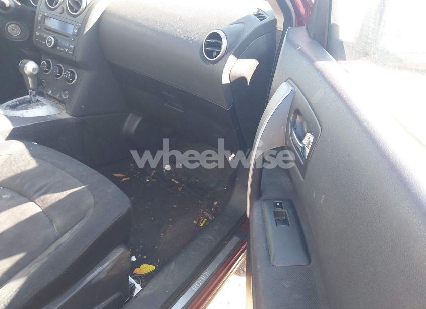 Photo 5 of 2008 Nissan Rogue S (VIN JN8AS58TX8W016715)