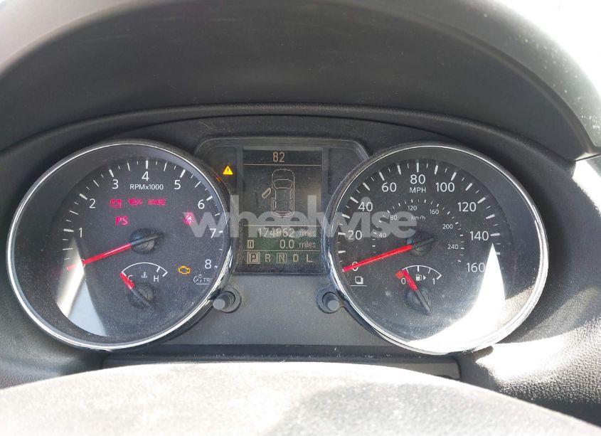 Photo 7 of 2011 Nissan Rogue SV (VIN JN8AS5MT0BW155510)