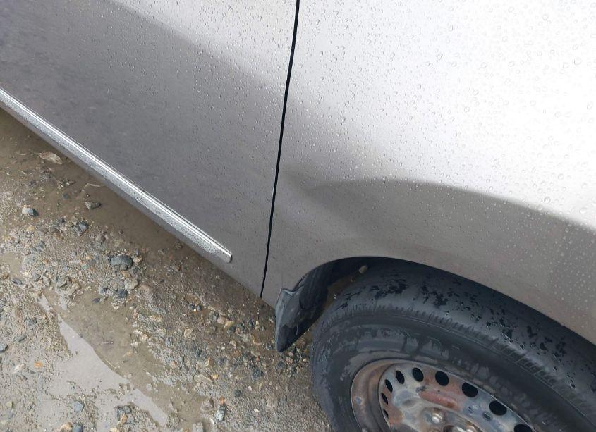 Photo 12 of 2011 Nissan Rogue S (VIN JN8AS5MT0BW175367)