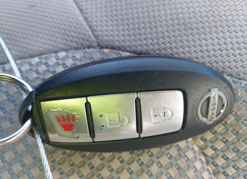 Photo 11 of 2011 Nissan Rogue SV (VIN JN8AS5MT0BW185901)