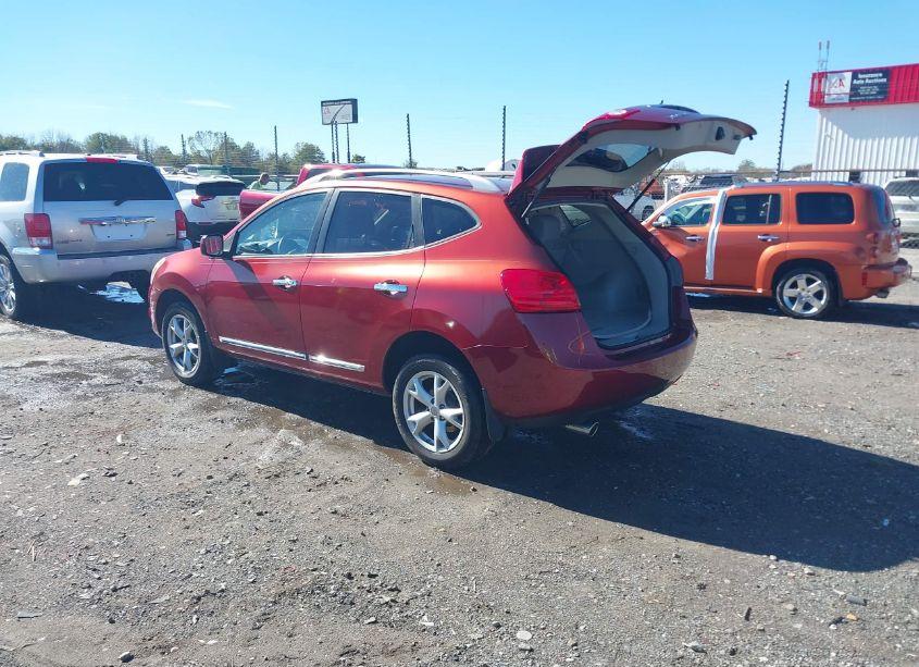 Photo 3 of 2011 Nissan Rogue SV (VIN JN8AS5MT0BW185901)