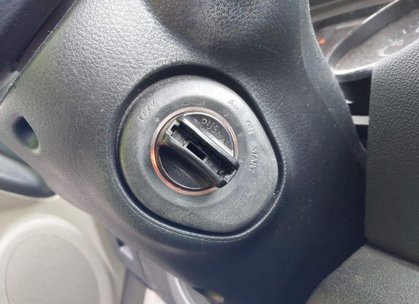 Photo 16 of 2011 Nissan Rogue SV (VIN JN8AS5MT0BW190788)