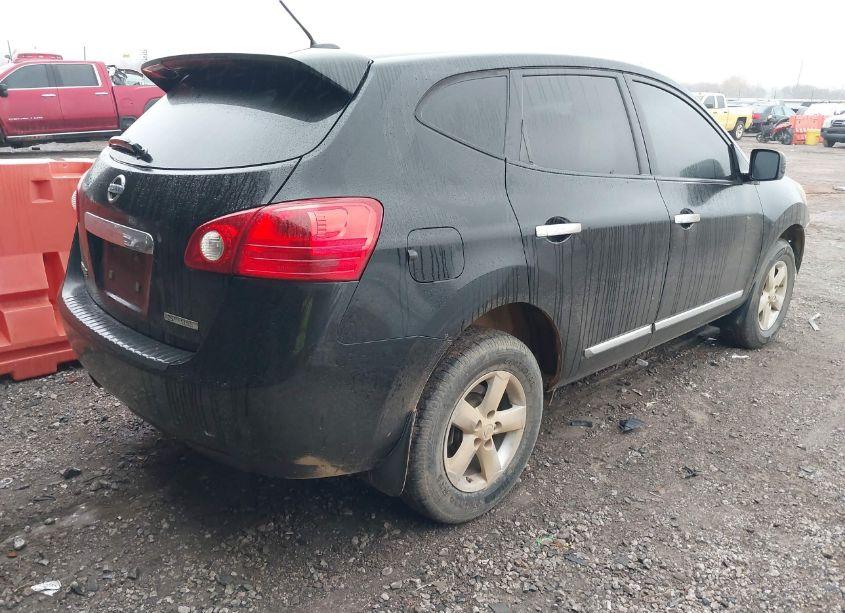 Photo 4 of 2013 Nissan Rogue S (VIN JN8AS5MT0DW011104)