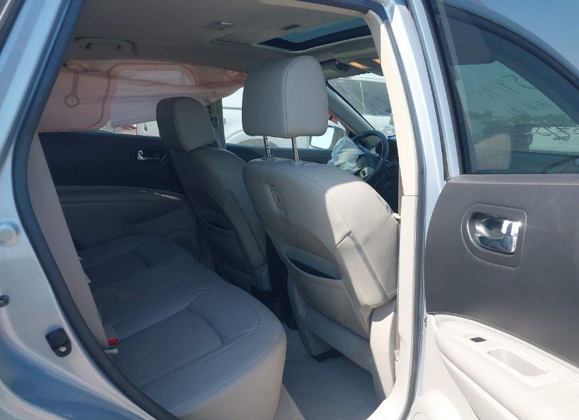 Photo 8 of 2013 Nissan Rogue SV W/SL PKG (VIN JN8AS5MT0DW013936)