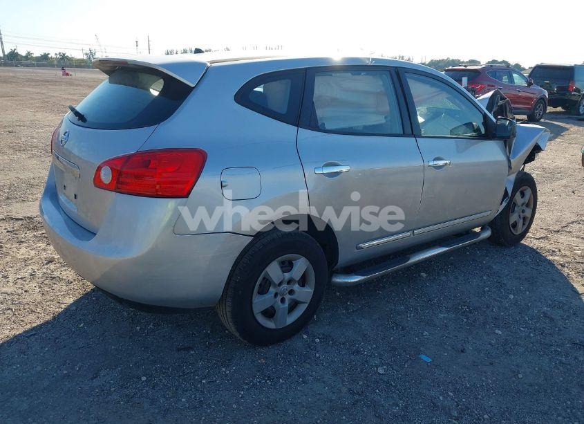 Photo 4 of 2013 Nissan Rogue S (VIN JN8AS5MT0DW023947)