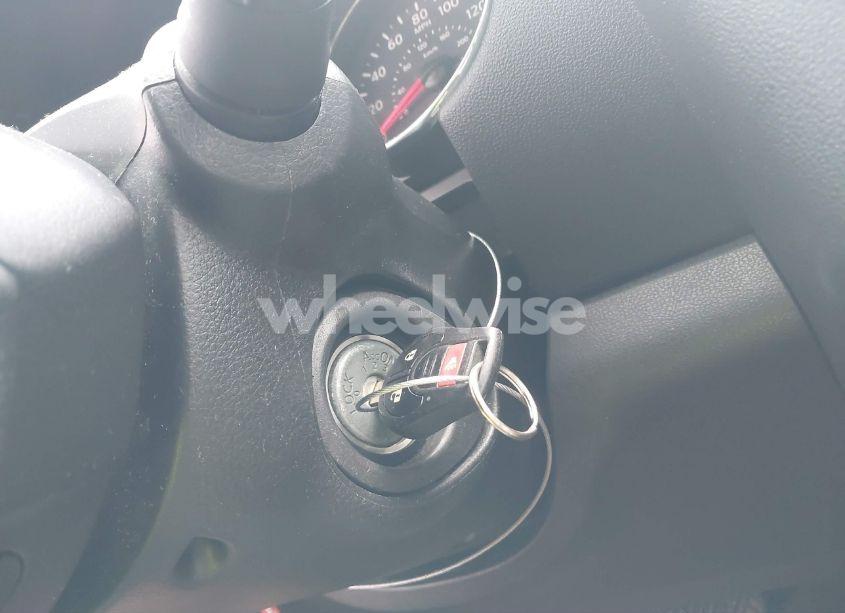 Photo 11 of 2013 Nissan Rogue S (VIN JN8AS5MT0DW504183)