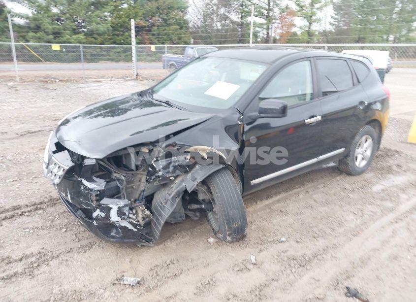 Photo 2 of 2013 Nissan Rogue S (VIN JN8AS5MT0DW504183)