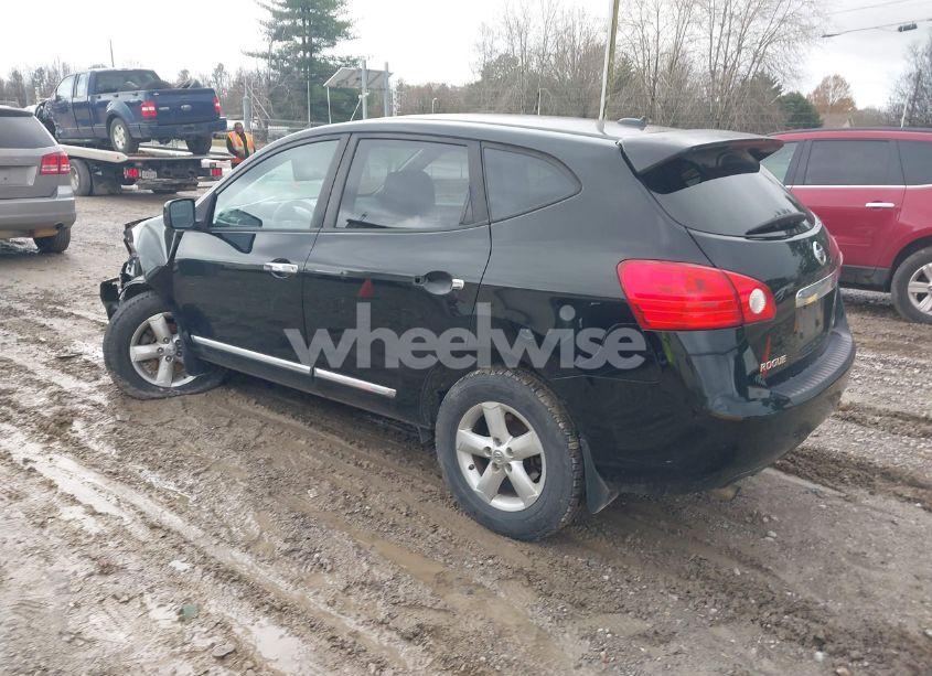 Photo 3 of 2013 Nissan Rogue S (VIN JN8AS5MT0DW504183)