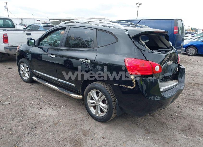 Photo 3 of 2013 Nissan Rogue SV (VIN JN8AS5MT0DW518911)