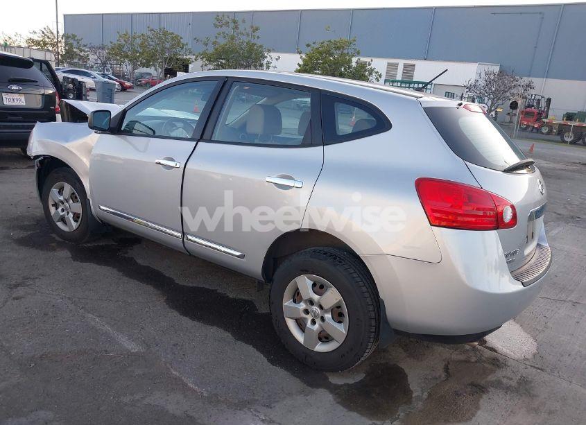 Photo 3 of 2014 Nissan Rogue SELECT S (VIN JN8AS5MT0EW603345)