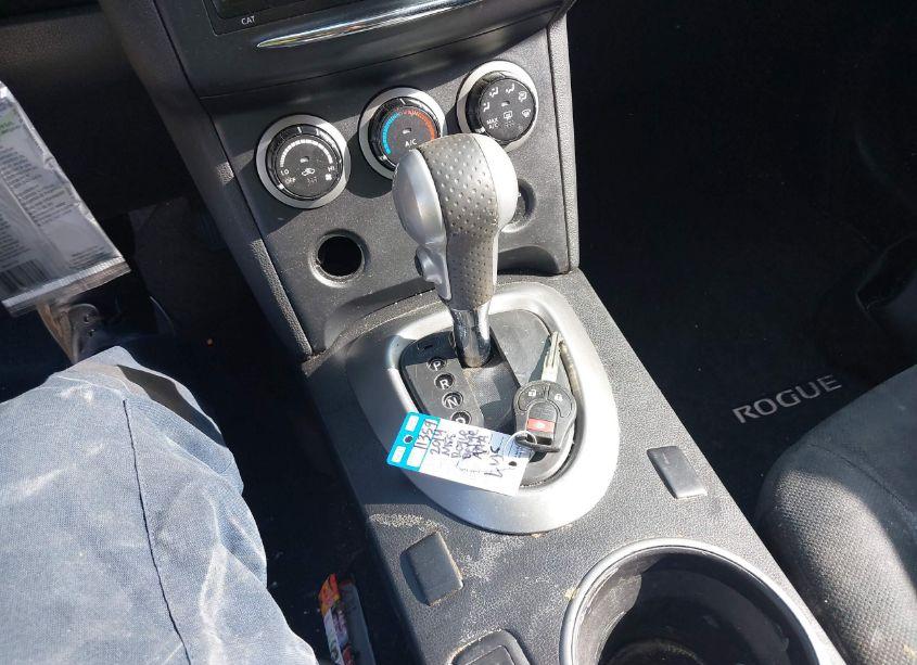 Photo 11 of 2014 Nissan Rogue SELECT S (VIN JN8AS5MT0EW618976)