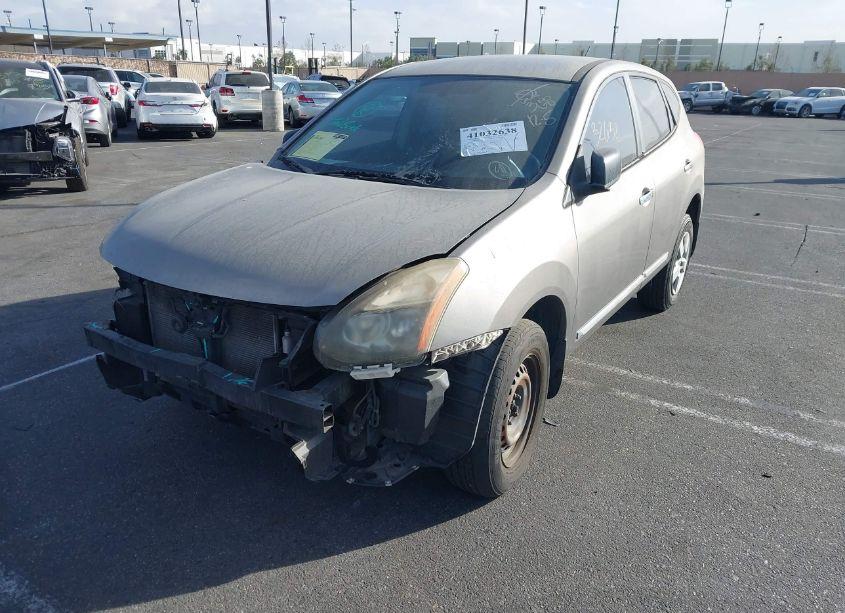 Photo 2 of 2014 Nissan Rogue SELECT S (VIN JN8AS5MT0EW618976)