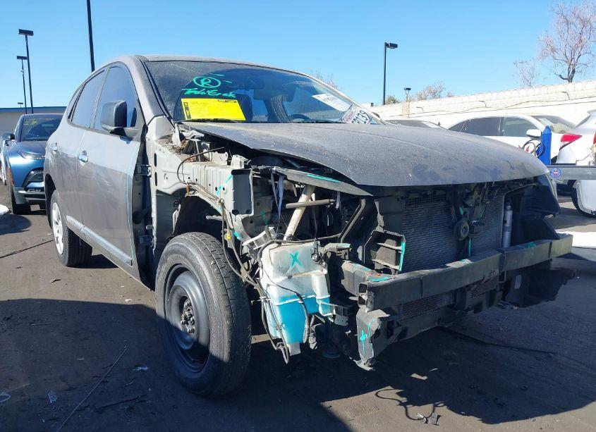 Photo 6 of 2014 Nissan Rogue SELECT S (VIN JN8AS5MT0EW618976)