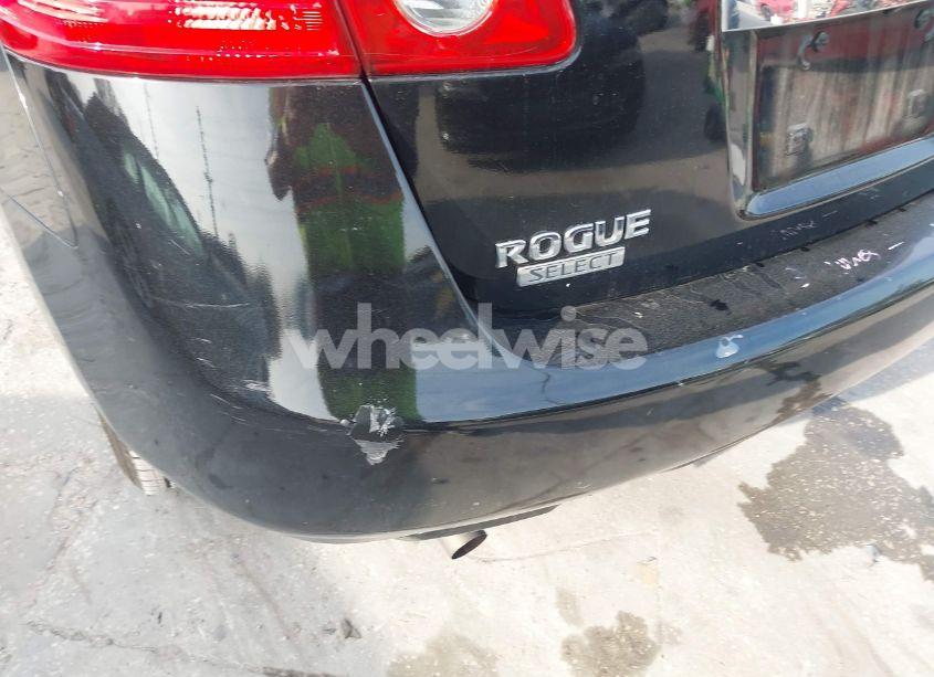 Photo 14 of 2014 Nissan Rogue SELECT S (VIN JN8AS5MT0EW624793)