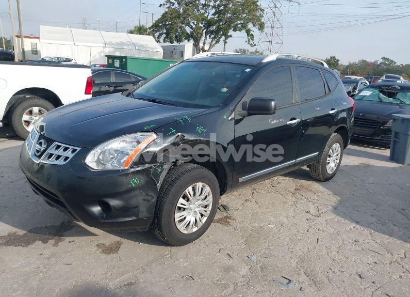 Photo 2 of 2014 Nissan Rogue SELECT S (VIN JN8AS5MT0EW624793)