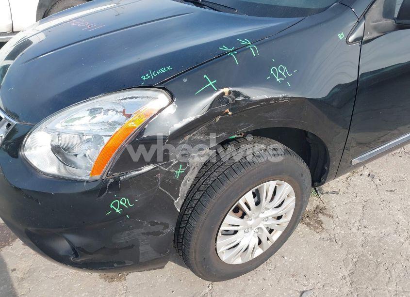 Photo 6 of 2014 Nissan Rogue SELECT S (VIN JN8AS5MT0EW624793)