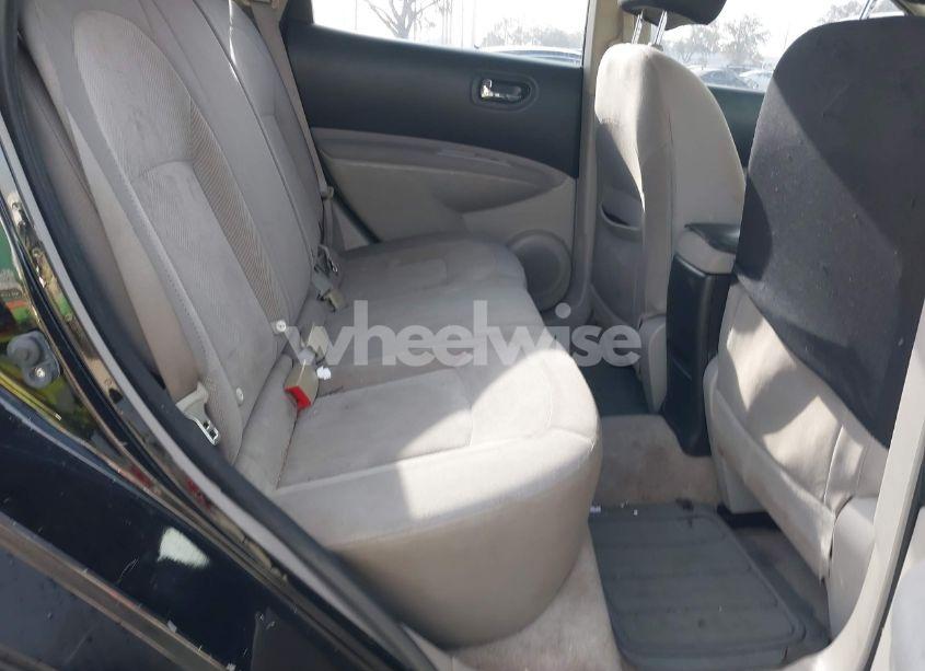 Photo 8 of 2014 Nissan Rogue SELECT S (VIN JN8AS5MT0EW624793)