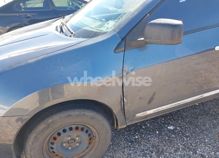 Photo 16 of 2015 Nissan Rogue SELECT S (VIN JN8AS5MT0FW151785)