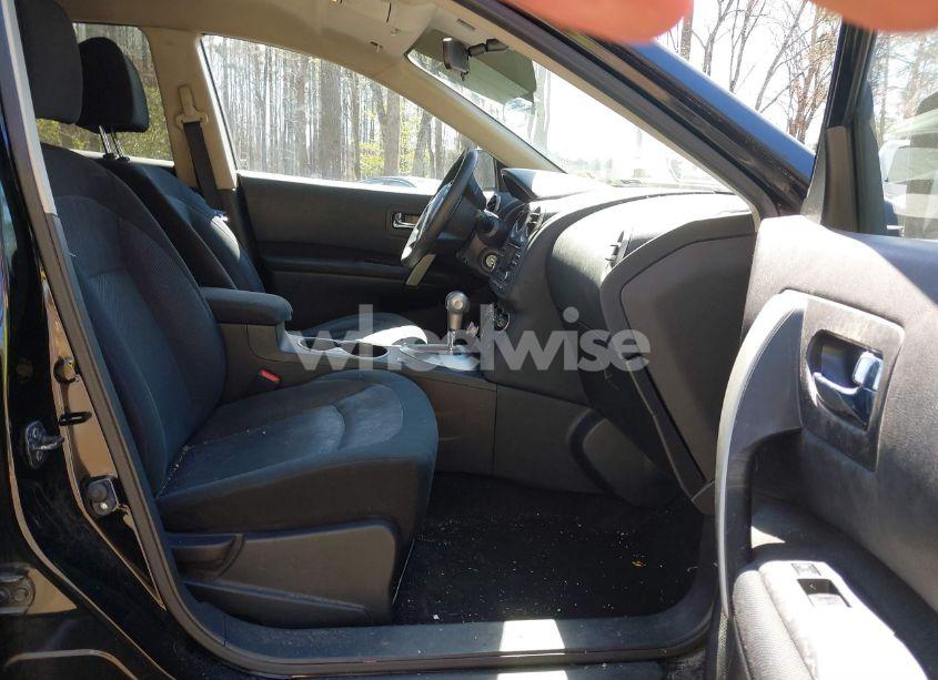 Photo 5 of 2015 Nissan Rogue SELECT S (VIN JN8AS5MT0FW152662)