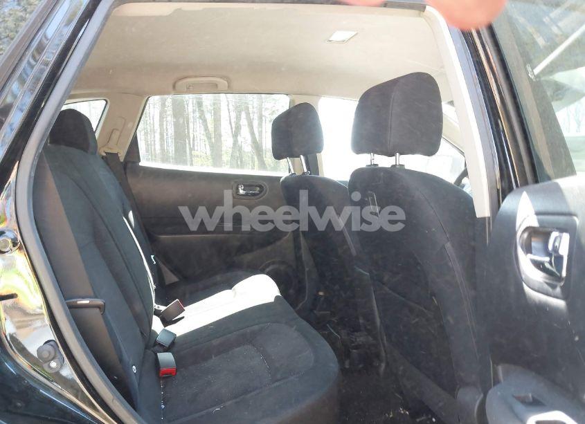 Photo 8 of 2015 Nissan Rogue SELECT S (VIN JN8AS5MT0FW152662)