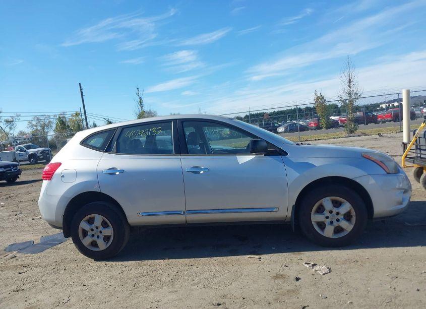 Photo 13 of 2015 Nissan Rogue SELECT S (VIN JN8AS5MT0FW153925)