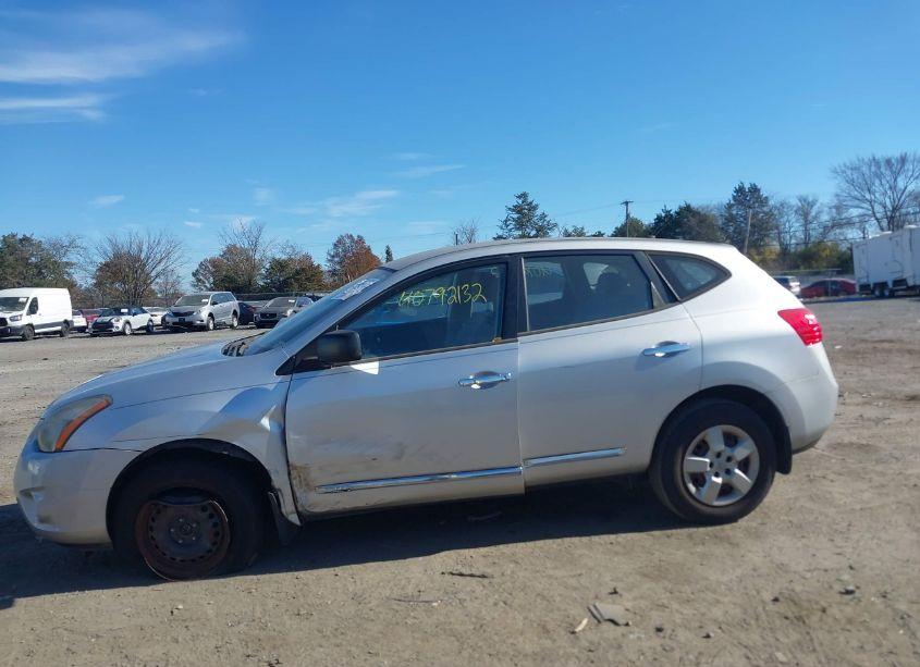 Photo 14 of 2015 Nissan Rogue SELECT S (VIN JN8AS5MT0FW153925)