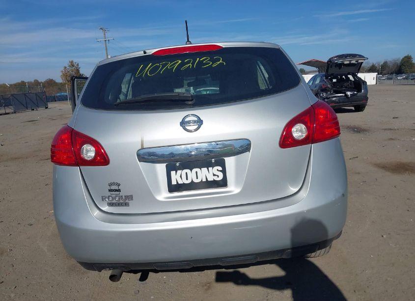 Photo 16 of 2015 Nissan Rogue SELECT S (VIN JN8AS5MT0FW153925)