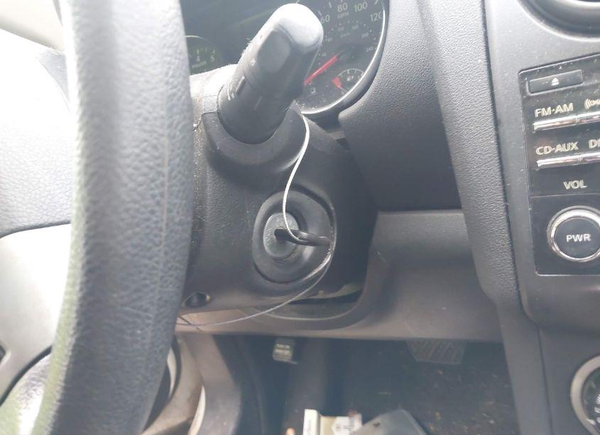 Photo 11 of 2015 Nissan Rogue SELECT S (VIN JN8AS5MT0FW154640)