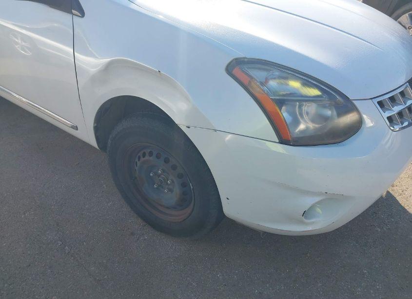 Photo 6 of 2015 Nissan Rogue SELECT S (VIN JN8AS5MT0FW154640)