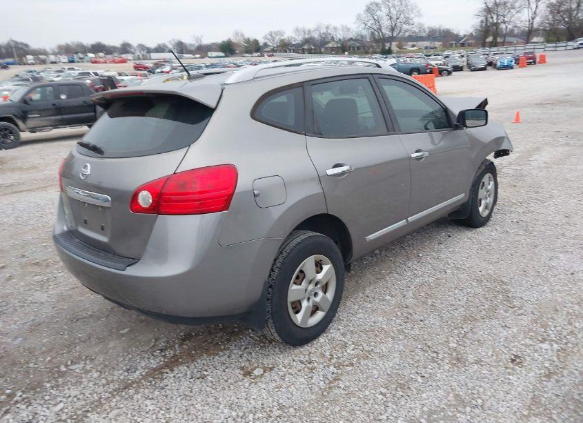 Photo 4 of 2015 Nissan Rogue SELECT S (VIN JN8AS5MT0FW155545)