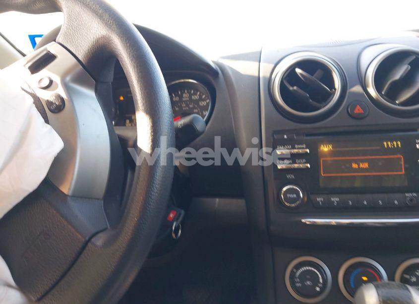 Photo 11 of 2015 Nissan Rogue SELECT S (VIN JN8AS5MT0FW161345)