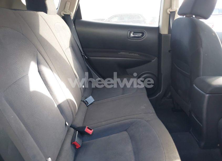 Photo 8 of 2015 Nissan Rogue SELECT S (VIN JN8AS5MT0FW161345)