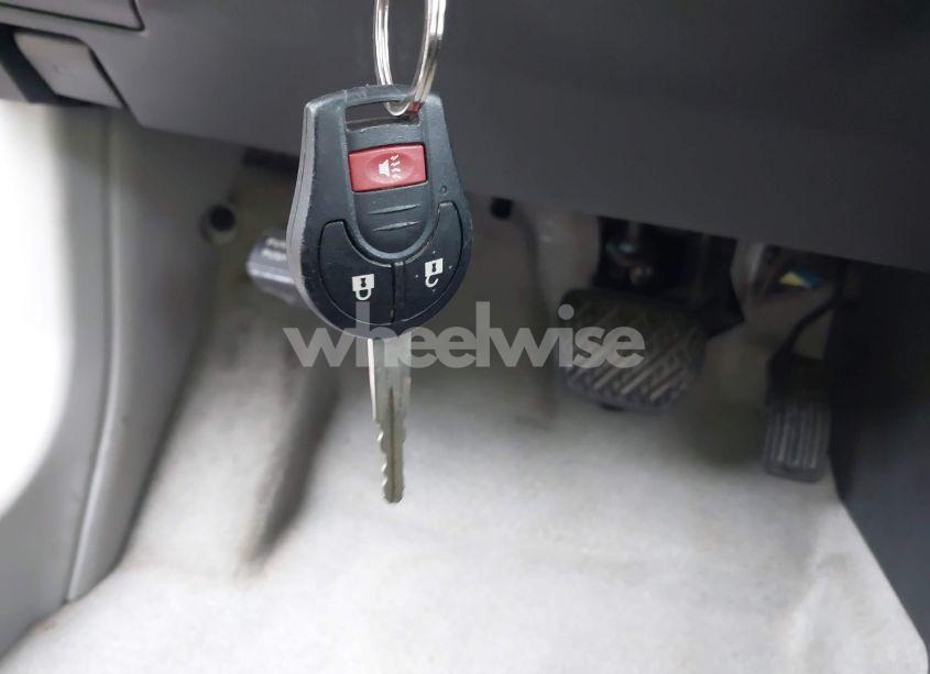 Photo 11 of 2015 Nissan Rogue SELECT S (VIN JN8AS5MT0FW163015)