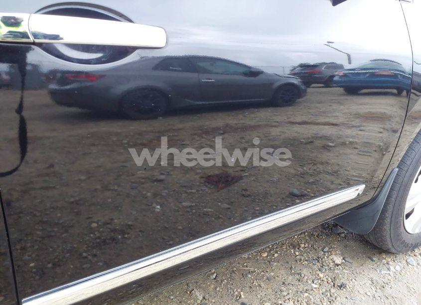 Photo 18 of 2015 Nissan Rogue SELECT S (VIN JN8AS5MT0FW163015)