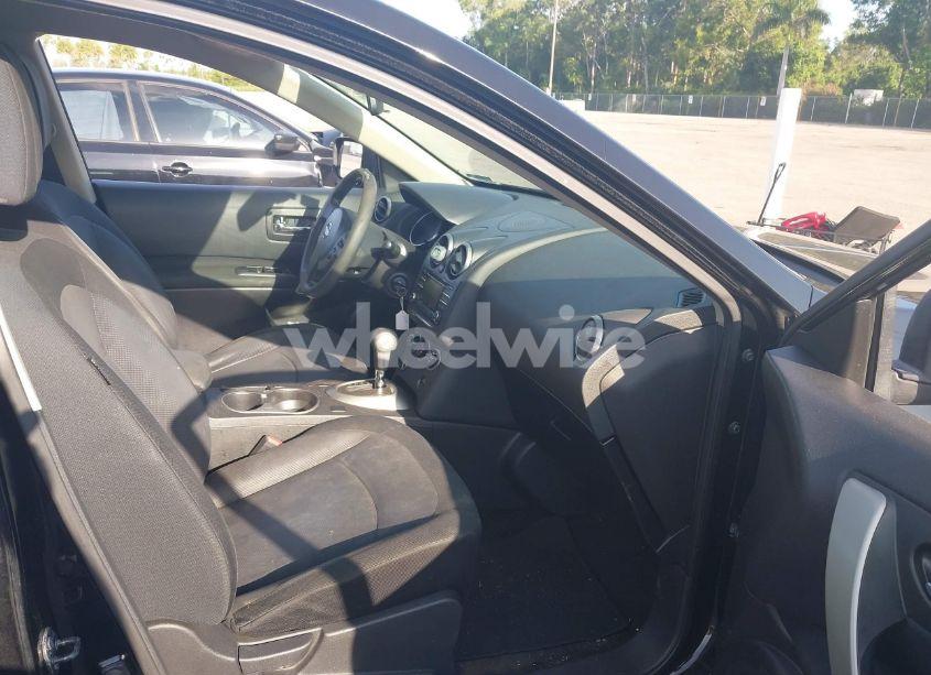 Photo 5 of 2015 Nissan Rogue SELECT S (VIN JN8AS5MT0FW653261)