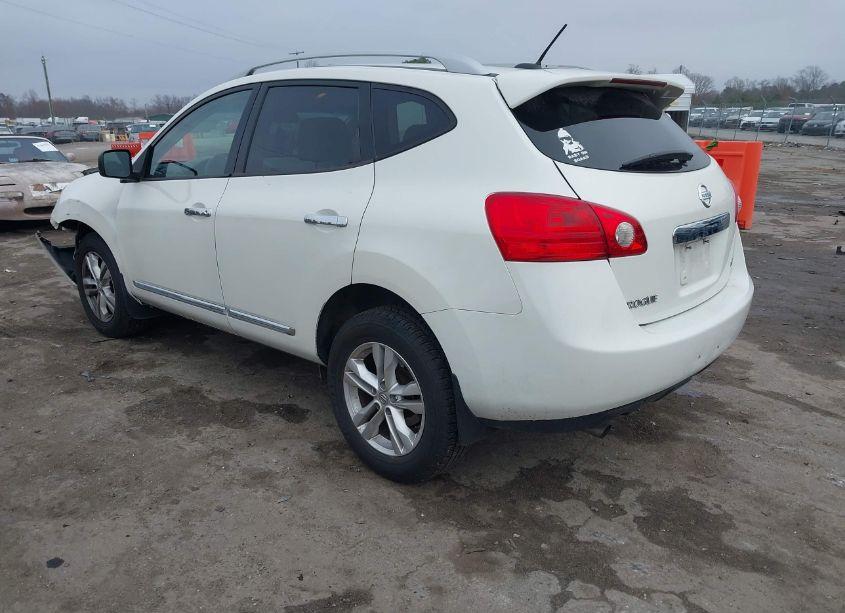 Photo 3 of 2015 Nissan Rogue SELECT S (VIN JN8AS5MT0FW665345)