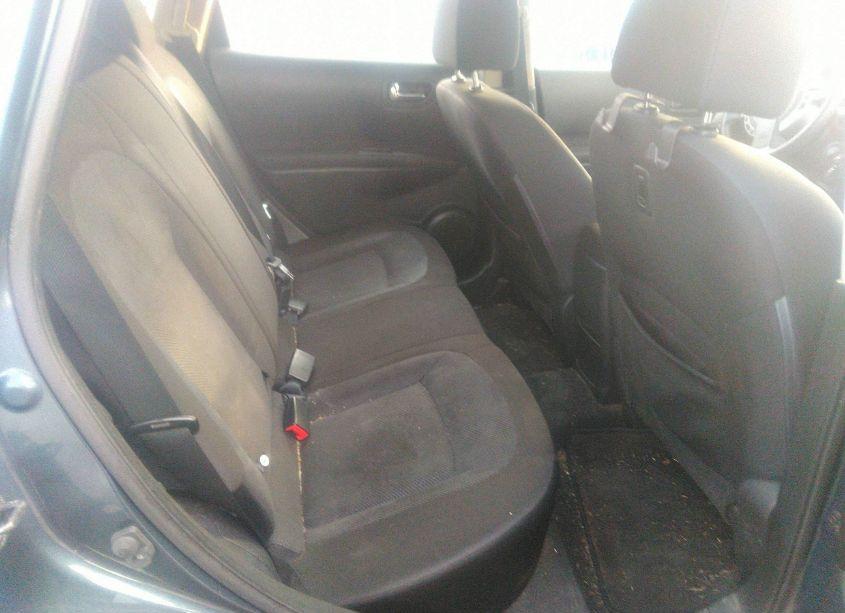 Photo 8 of 2015 Nissan Rogue SELECT S (VIN JN8AS5MT0FW670965)