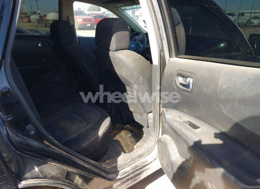 Photo 8 of 2010 Nissan Rogue S KROM EDITION (VIN JN8AS5MT1AW010264)