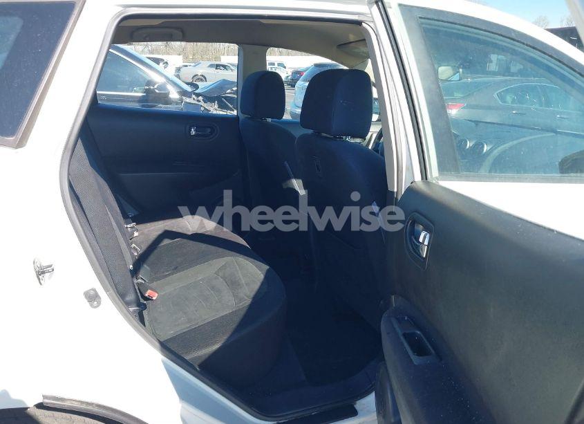 Photo 8 of 2010 Nissan Rogue S (VIN JN8AS5MT1AW028733)