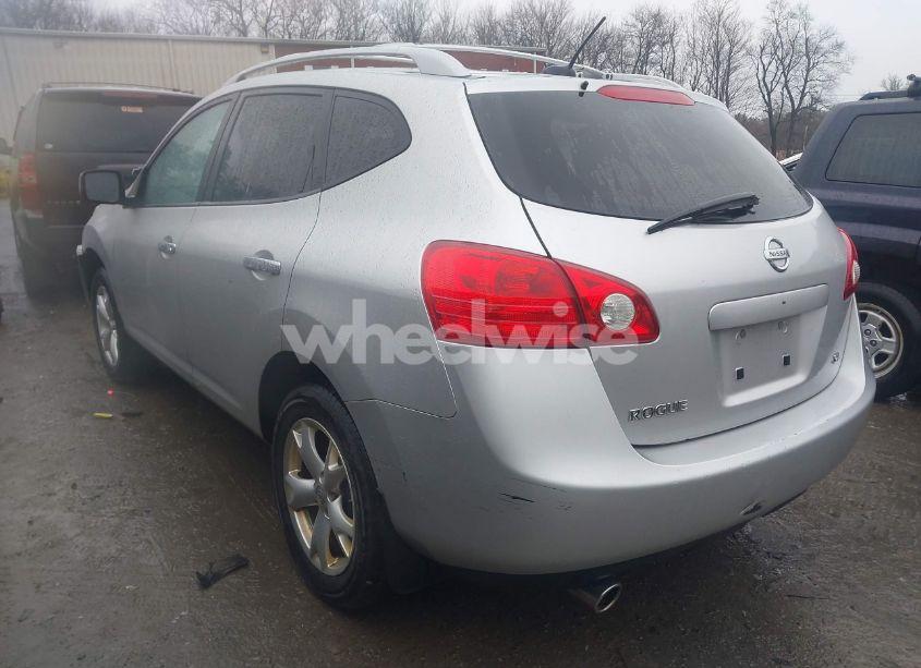 Photo 3 of 2010 Nissan Rogue SL (VIN JN8AS5MT1AW504947)