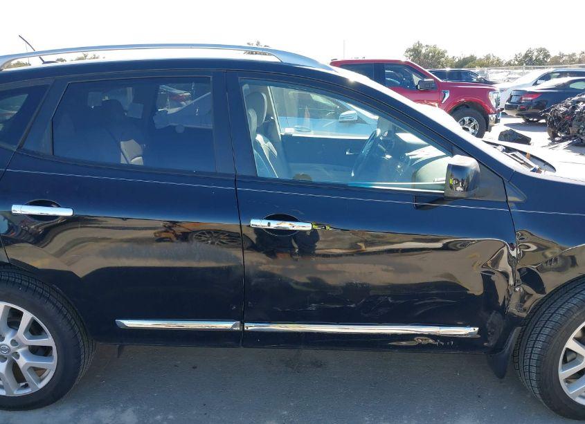 Photo 12 of 2011 Nissan Rogue SV (VIN JN8AS5MT1BW183929)