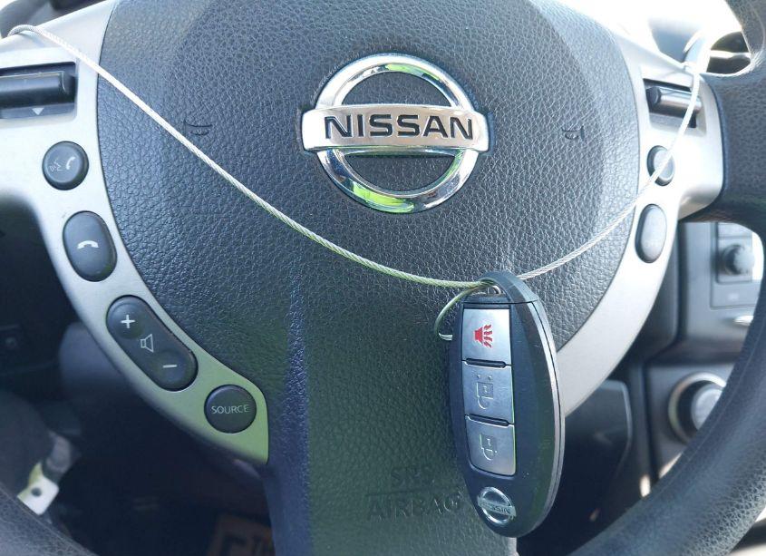 Photo 11 of 2011 Nissan Rogue SV (VIN JN8AS5MT1BW572053)