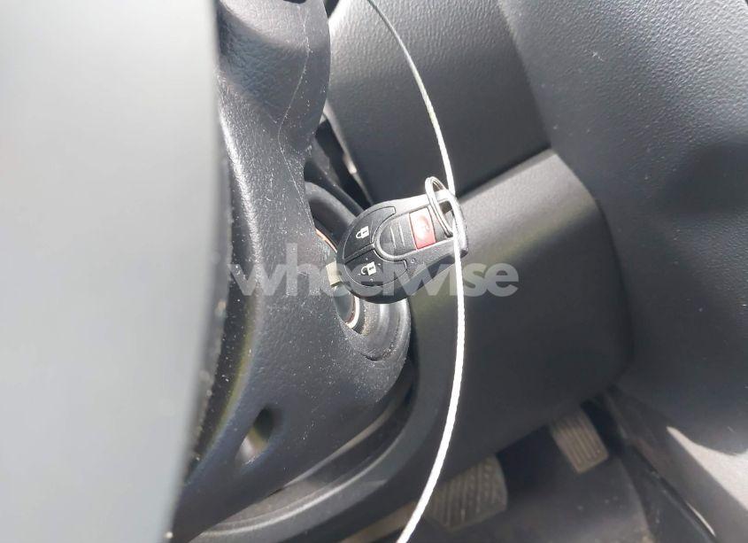 Photo 11 of 2013 Nissan Rogue S (VIN JN8AS5MT1DW017090)