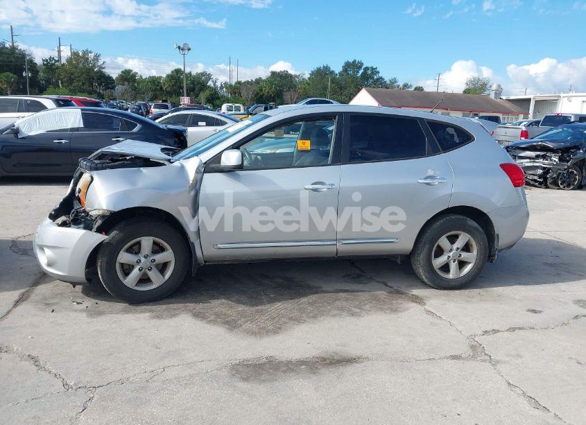 Photo 14 of 2013 Nissan Rogue S (VIN JN8AS5MT1DW017803)