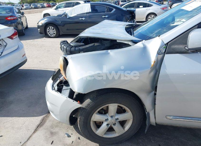 Photo 6 of 2013 Nissan Rogue S (VIN JN8AS5MT1DW017803)