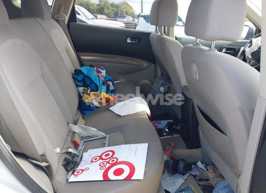 Photo 8 of 2013 Nissan Rogue S (VIN JN8AS5MT1DW017803)