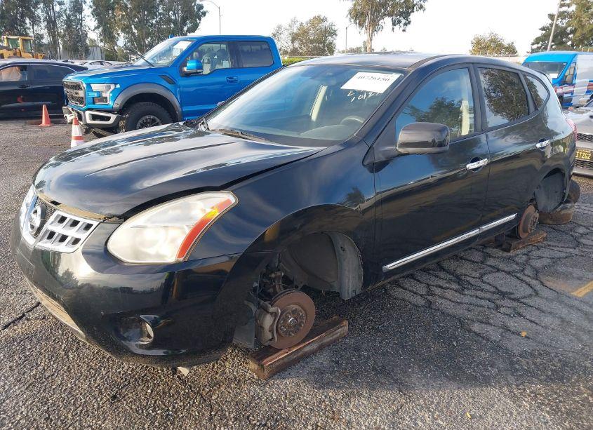 Photo 2 of 2013 Nissan Rogue S (VIN JN8AS5MT1DW019177)