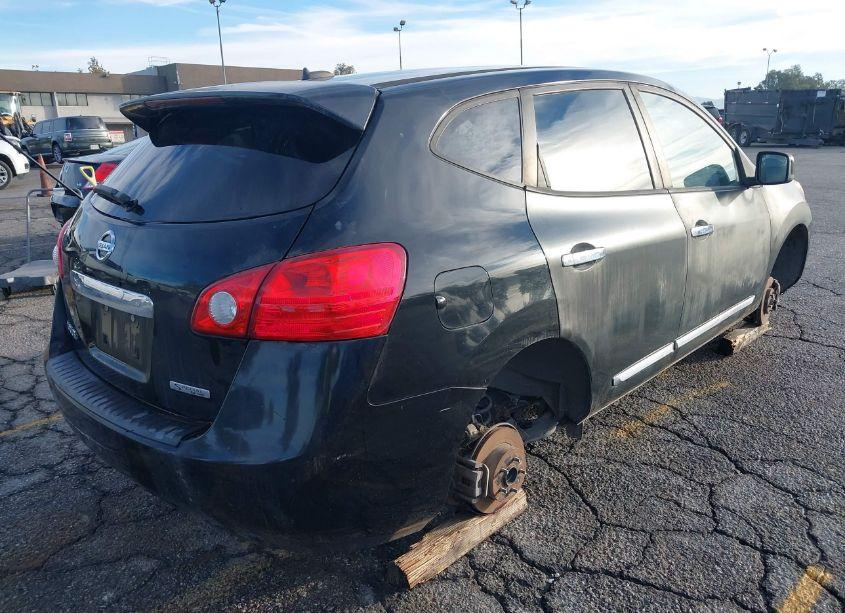 Photo 4 of 2013 Nissan Rogue S (VIN JN8AS5MT1DW019177)