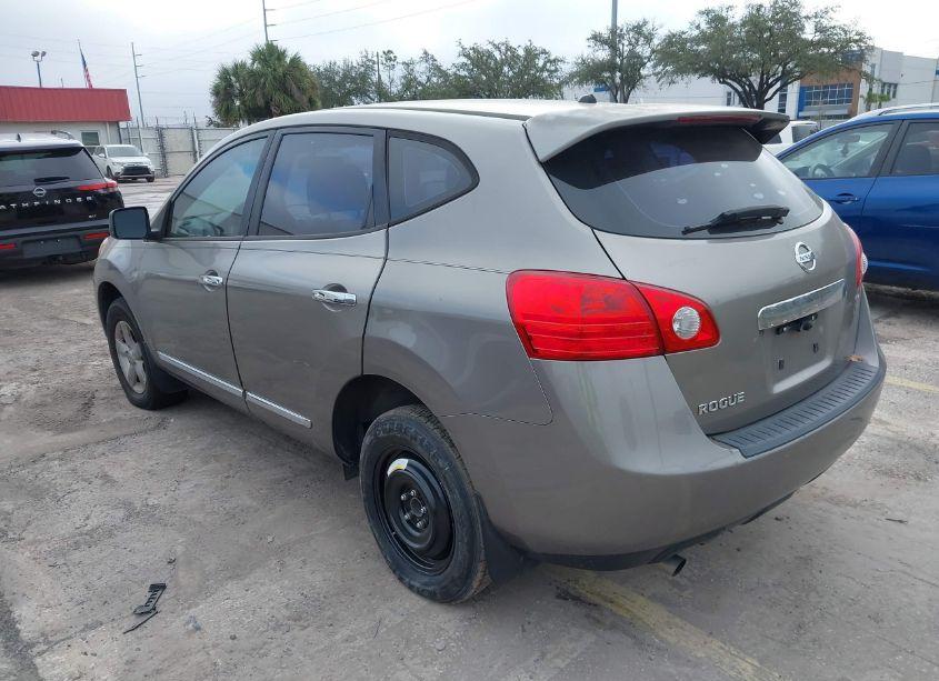 Photo 3 of 2013 Nissan Rogue S (VIN JN8AS5MT1DW518769)