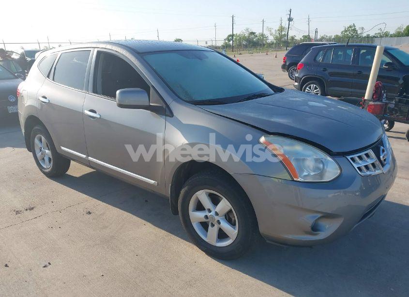 2013 Nissan Rogue S (VIN JN8AS5MT1DW523051) main photo